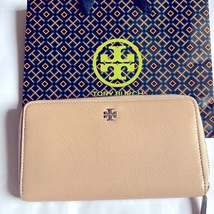 Tory Burch wallet and key holder